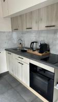 Superbe Appartement tout équipé, Coins cosy à Metz gare, 50M2, Parking privé, Balcon, 2p - Chambres d'hôtes Metz