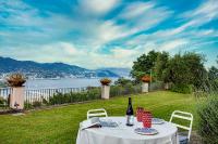 Typical renovated house with sea views - Ferienwohnung