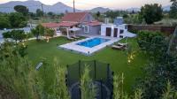 Private Pool Retreat - Georgia's Garden Oasis - Bed and Breakfast Alónia