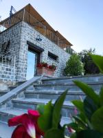 Borgo dell'Uccellaia - Quarzo - B&B