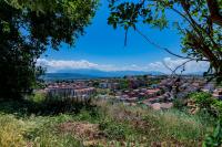 Pescara Colli Modern Apartment with Courtyard - B&B
