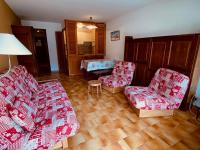 Appartement 4/6 pers avec terrasse, parking, proche commerces et pistes à La Clusaz, Les Granges C - FR-1-459-95 - B&B