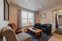 Stargazing - Large 2 bedroom home with Hot Tub