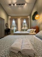 New! 9 pax Georgetown Heritage Pre-war House 3BR - B&B