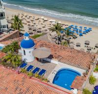 Beachfront Penthouse with Private Pool - Zona Romantica - B&B
