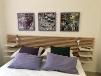 One-Bedroom Deluxe Apartment