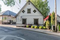 Vingi Familyhouse with free parking and sauna - Chambres d'hôtes Pärnu