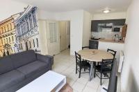 Le Trendy - Parking Wifi Piscine - B&B Chalezeule