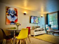 1 Bedroom City Walls Apartment - Contractors, Crew, Family - Bed and Breakfast