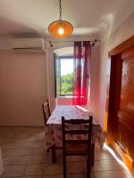 Crveni apartman - B&B Cherso (città)