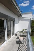 Möbliertes 3-Zimmer Apartment mit Balkon - Bed and Breakfast Sindelfingen