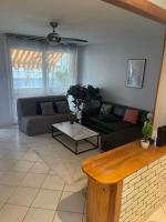 Appartement entier climatisé - parking privé - B&B Saint-Martin-d'Hères