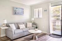 Dreamy HHI Retreat with Pool, Gym - B&B Hilton Head Island