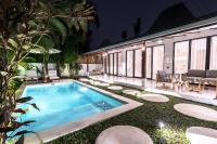 Ubud Blue Wave Villa Luxury 3 BR & Private Pool - Bed and Breakfast