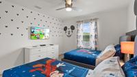 Stunning Townhouses 5 Minutes away Disney! - B&B