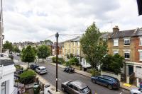 Beautiful 3-Bed Apartment in Shepherd's Bush - B&B London