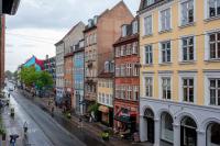 Stylish Apartment on Lively Street in Downtown - B&B Copenaghen
