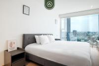 New 2 BR Condo in Condesa - Pool - City Skyline - Chambres d’hôtes Mexico