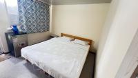 Deluxe Double Room (2 Adults + 1 Child)