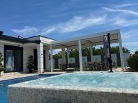 Harmony house with POOL - B&B Belgrado