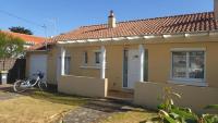 Maison confortable à Saint-Hilaire-de-Riez avec jardin clôturé - B&B Saint-Hilaire-de-Riez