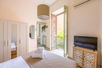 Smooth Vibes at Chiaia by NapoliApartments - Chambres d’hôtes Naples