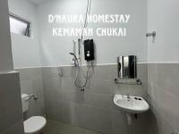 DNaura Homestay Kemaman Chukai - B&B