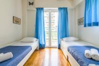 Spacious Apt Next to Marina Flisvo - B&B Athens