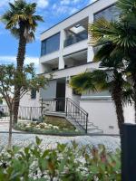 Stay in the heart of Poreč - 50m to the beach - B&B