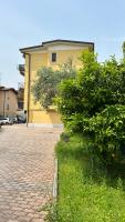 Lorenzini Apartment - Chambres d'hôtes Desenzano del Garda