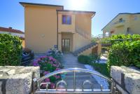 Apartment BAZINA - airconditioning, parking, 500m from the beach - B&B Krk