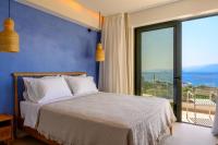 Crown Suite w Shared Pool