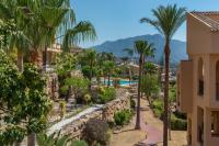 Premium Apartment with Large Terrace and Garden - B&B Estepona