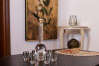 Manolis Stone House Villa - Bed and Breakfast