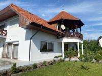 Juhász Apartman - B&B Gyenesdiás