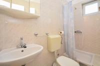 Estudio con vistas al jardín