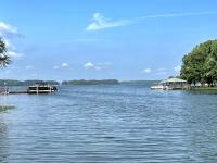 Lady of the Lake - Bed and Breakfast Chapin