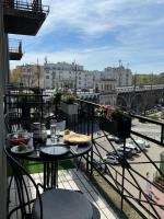 Constitution Corner - B&B Warsaw