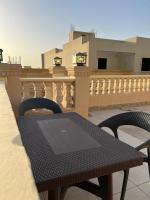 Brand new apartment with a fancy terrace - new Cairo - B&B