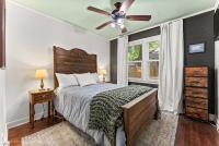 Quiet East Memphis Duplex The Green House - B&B Memphis