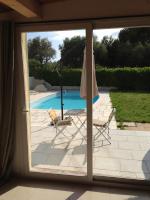 Magnifique studio, piscine, parking Nice - B&B