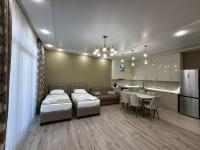 Apartamento de 1 Dormitorio con balcón y vistas a la ciudad
