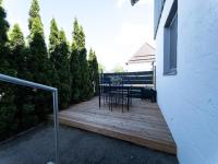 FEWO-LAVEES moderne zentrale FeWo nahe OMV Wacker Kliniken Burg -Eigener Eingang-Schlüsselloser Check in - B&B