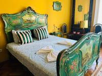 Central with Parking 3 Bedroom Apartment - Chambres d’hôtes