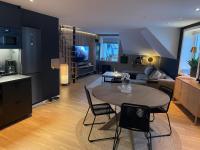 Moderne leilighet med stor terrasse i sentrum - B&B Ålesund
