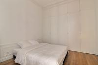 Luxury 3 Bedrooms Apartment near Champs Elysees - Chambres d’hôtes Paris