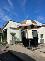 Luxe Chalet De Bosrand Dichtbij Zee - Ferienwohnung Sint Annaland