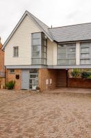 Modern City Centre House with Free Parking - Chambres d’hôtes Canterbury