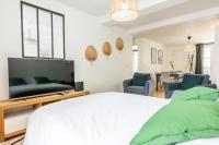 Design Apartment - 6 guests - Buttes Chaumont - B&B