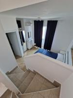 Deluxe Double Room with Side Sea View